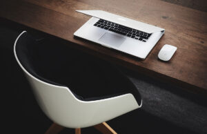 OneNote for iOS and Mac lets you attach files