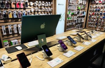 Jay’s iCare Opens Kwabenya Branch To Expand Sales And Services Of Apple Products