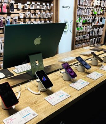 Jay’s iCare Opens Kwabenya Branch To Expand Sales And Services Of Apple Products
